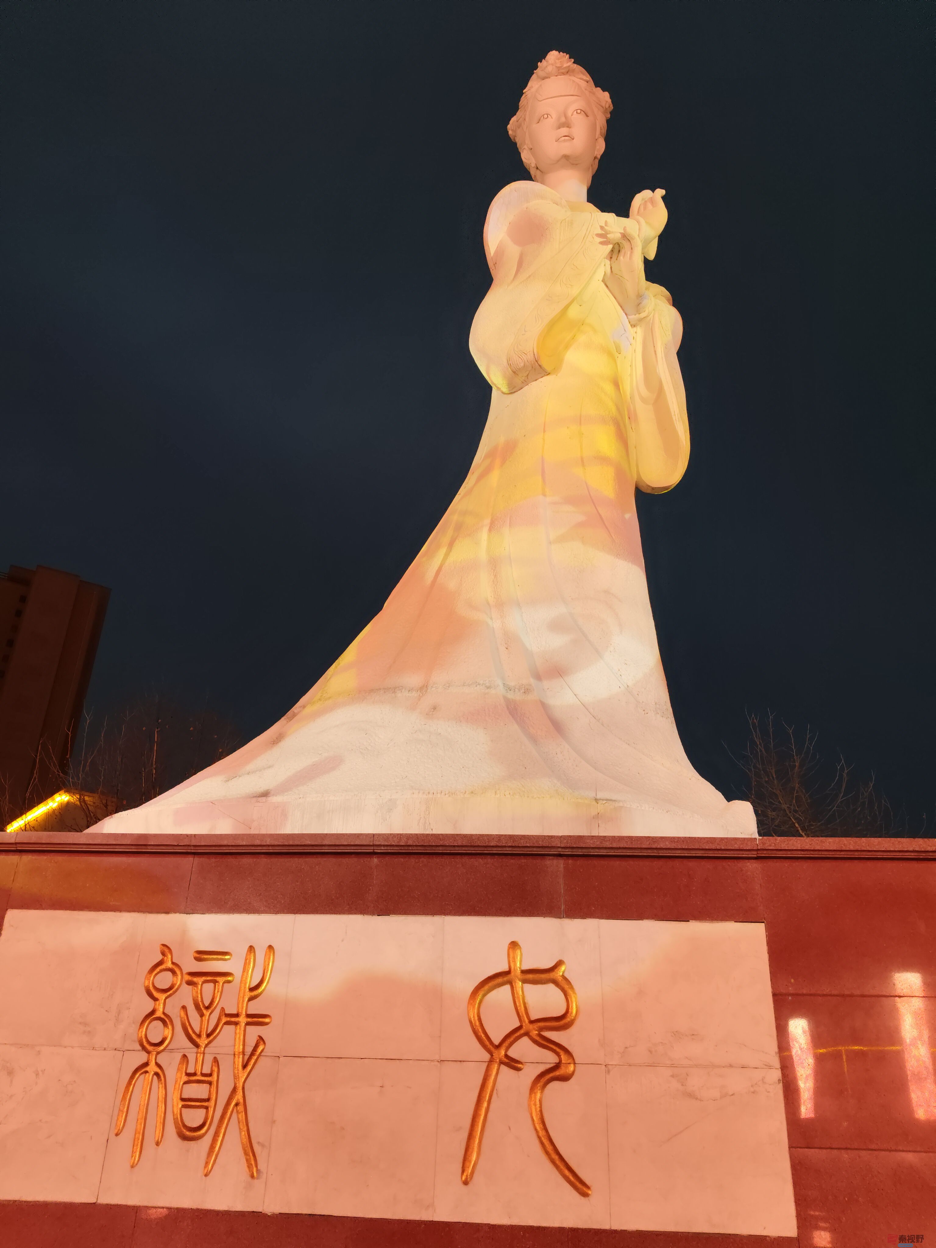吕卫东七夕广场_20250309182304 (4).jpg