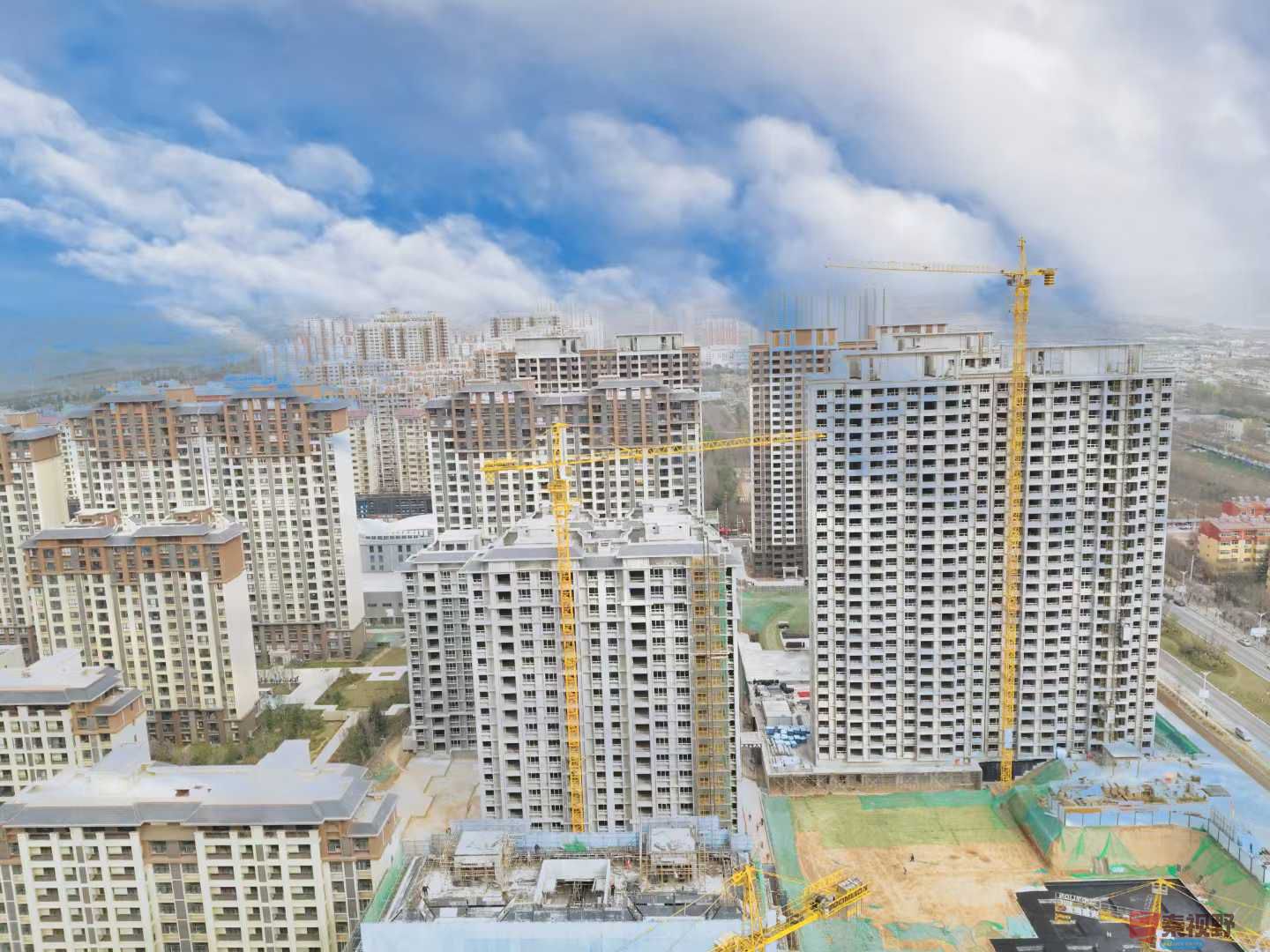 <strong>靓丽的铜川新区【摄影吕卫东】</strong>