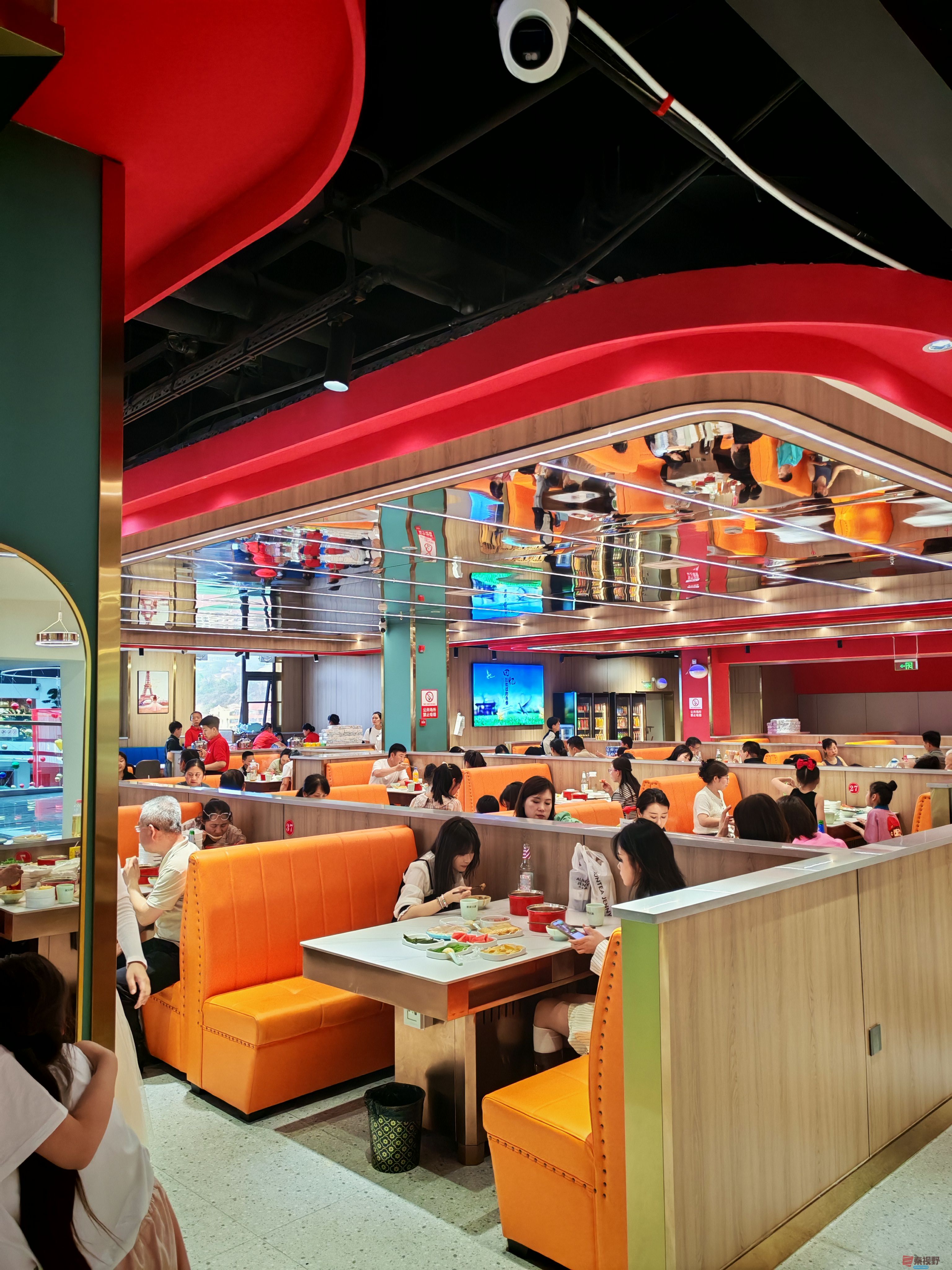 铜川老区这家的火锅店环境很不错，菜品味道好（1）