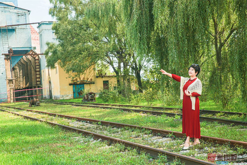 崔西宁压缩_20251003232216 (6).jpg