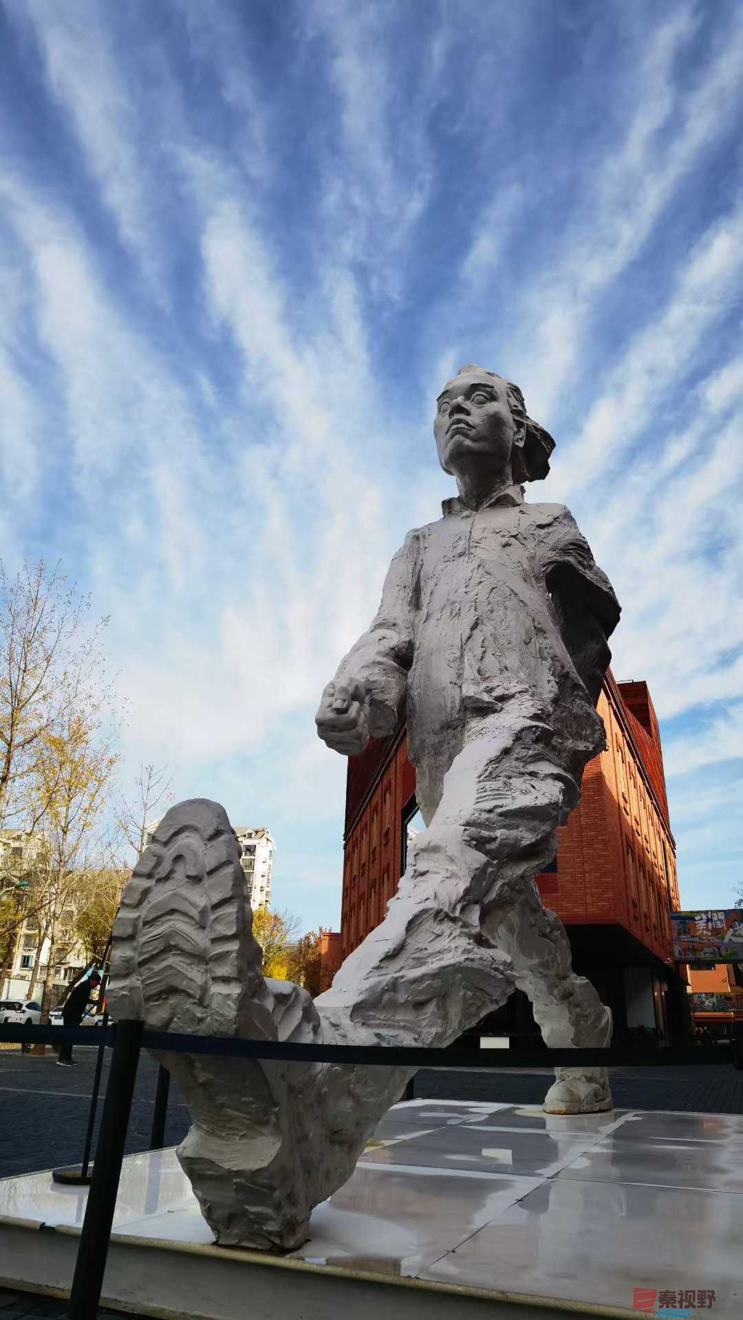 马世国天津美术学院艺术街区_2025-11-09_231612_547 (4).jpg