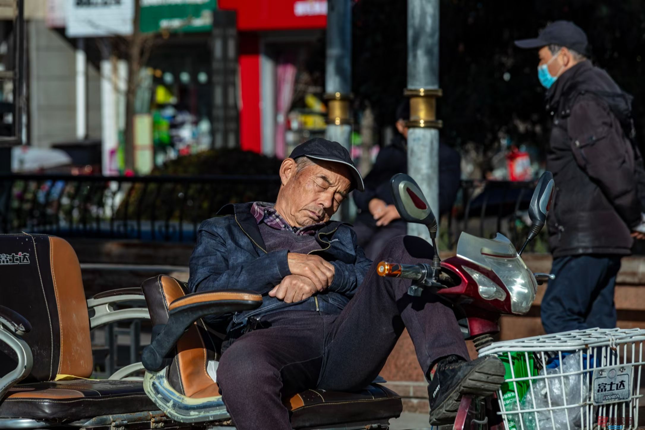 陈耀杰20251119 (5).jpg