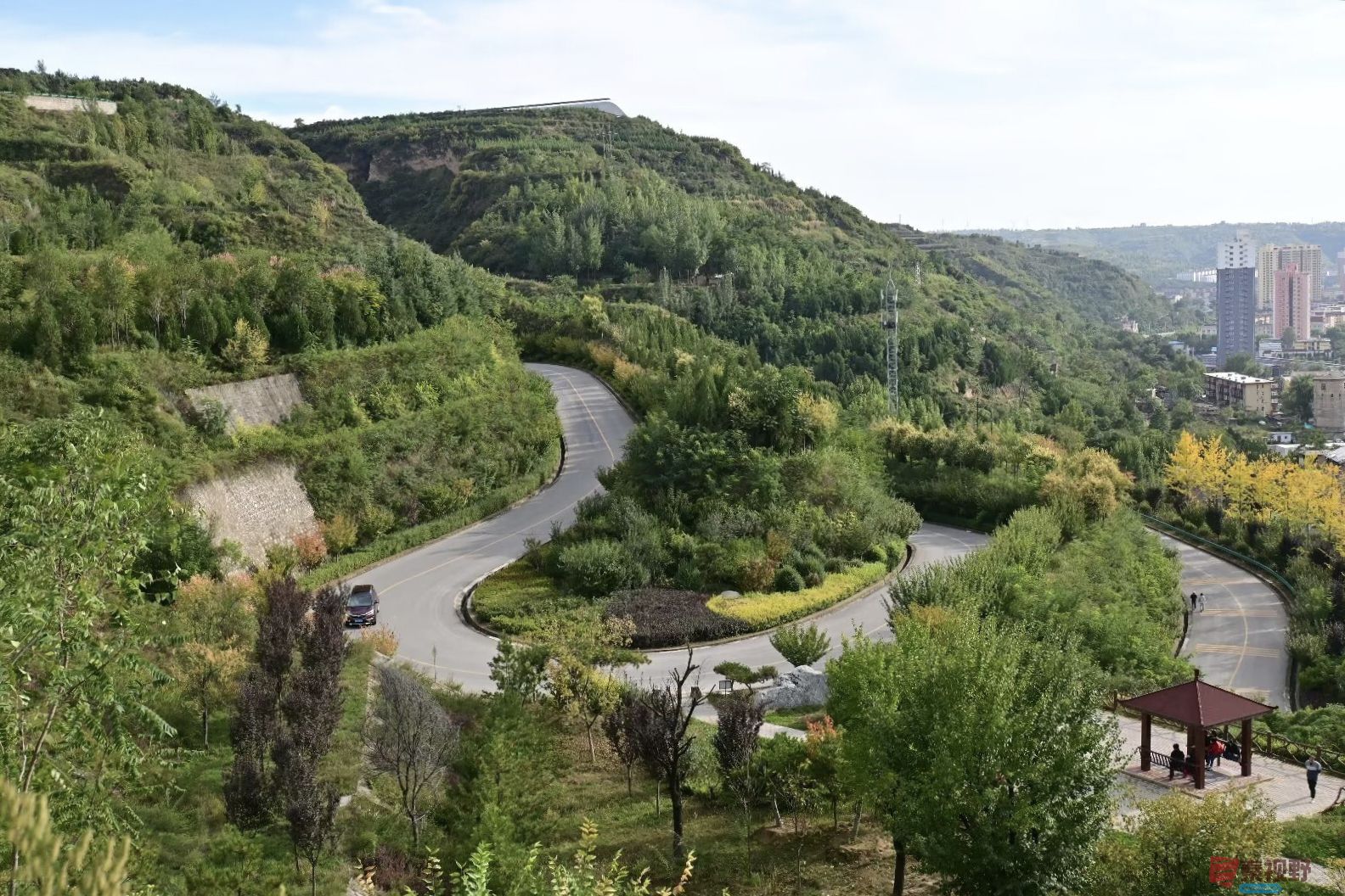 <strong>金山银山就是铜川【摄影冯均仓】</strong>